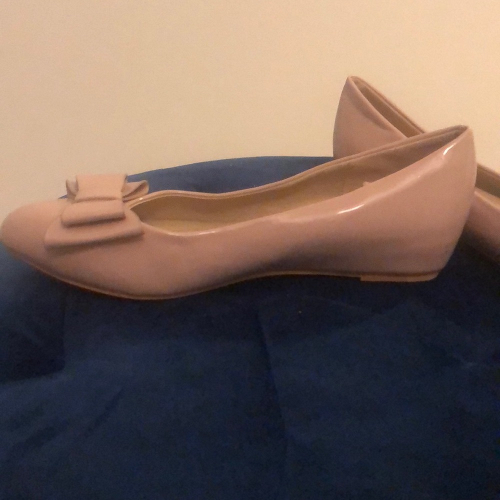 Flats - Picture 2 of 2